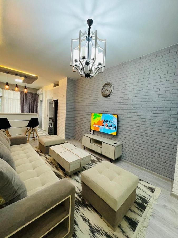 Yas Apartment Самарканд Екстериор снимка